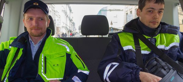 Сотрудники Московской административной дорожной инспекции получат "тревожные кнопки"