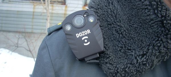 Власти Москвы закупят для полицейских 1000 портативных видеорегистраторов