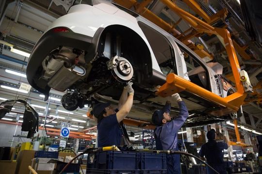 Автомобили отправятся на экспорт за деньги из федерального бюджета