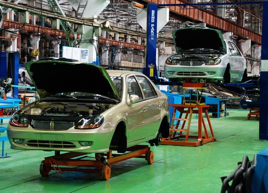 Правительство поддержит автопром на 137 миллиардов рублей