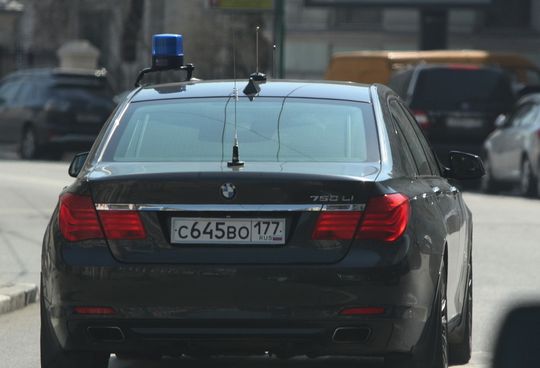 На автомобилях МВД установят еще 2 «мигалки» для борьбы с наркоманами и мигрантами