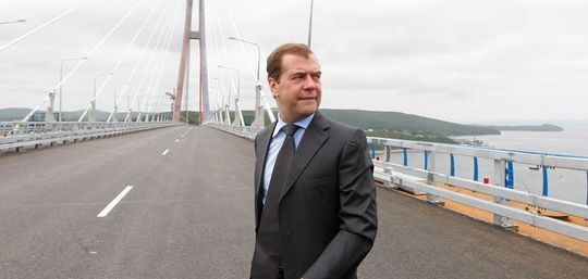 Дмитрий Медведев перечислил задачи для дорожной отрасли