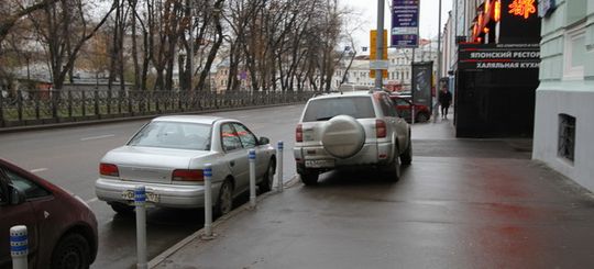 В Москве появилась первая камера, которая начала фиксировать езду по тротуару