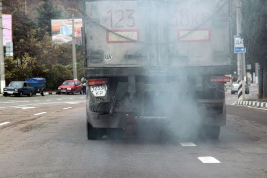 Собянин отложил до 2017 года запрет на въезд в Москву неэкологичных грузовиков