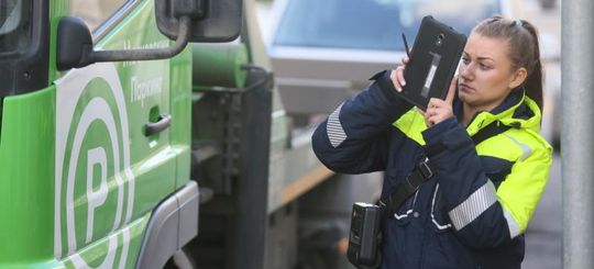 Московских таксистов будут штрафовать с помощью планшетов