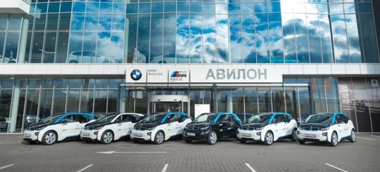 Операторы каршеринга предлагают прокатиться на электромобиле за 1 000 рублей в час