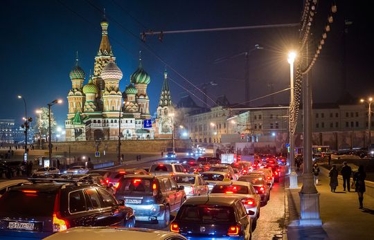 Максим Ликсутов: для комфортного движения по Москве необходимо снизить количество машин на 450–550 тысяч