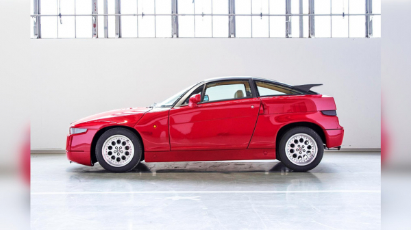 Подразделение компании Stellantis отреставрировало одно из самых редких купе Alfa Romeo