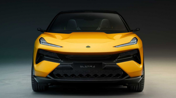 Lotus представила свой первый серийный кроссовер Lotus Eletre 2023 года