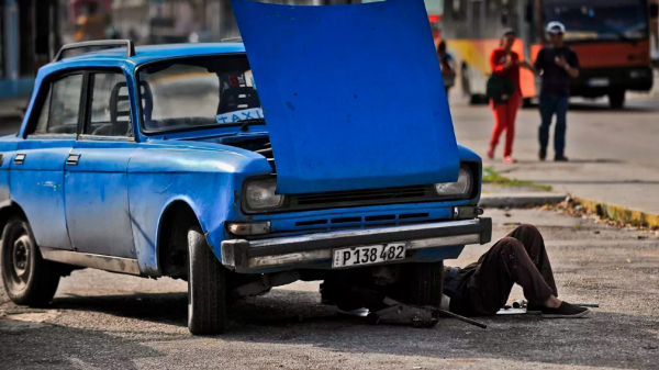 Кубинские водители жалуются на нехватку запчастей для автомобилей Lada