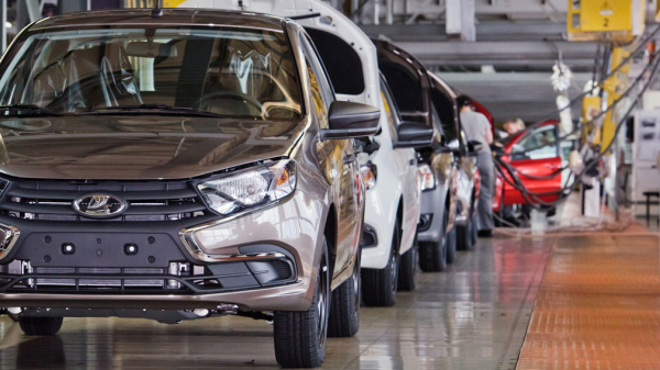 Завод «АвтоВАЗ» запустит производство новых автомобилей LADA без вспомогательных систем