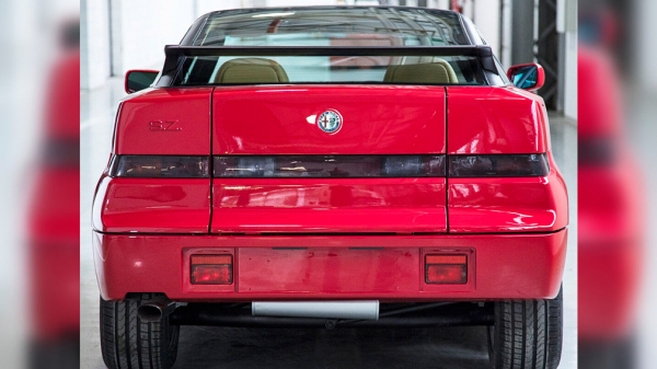 Подразделение компании Stellantis отреставрировало одно из самых редких купе Alfa Romeo