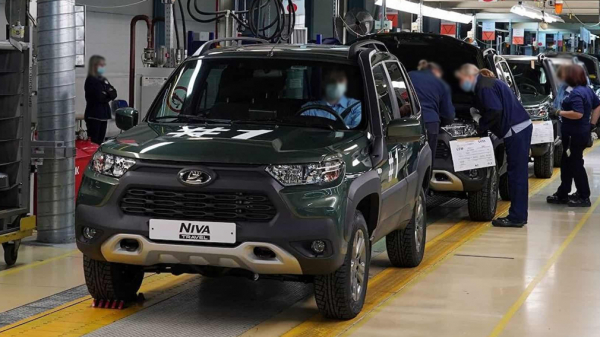 Серийное производство «пустых» автомобилей Lada Granta и Niva начнется во второй половине мая 2022 года