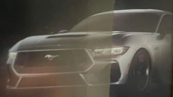 В сети появилось новое изображение Ford Mustang