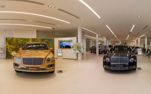 «Maybach не останется»: дилерские центры предупреждают о нехватке роскошных автомобилей